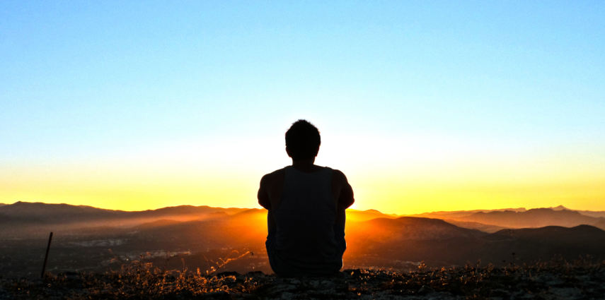 <p>Blocking the sunset on a perfect afternoon</p>
