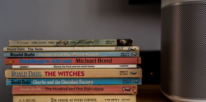 <p>Una pila dei libri di Roald Dahl</p>
